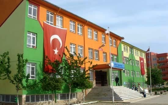 Nahit Menteşe Ortaokulu 
