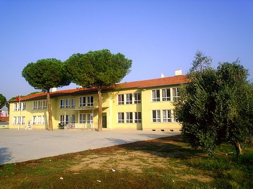 Hürriyet İlkokulu 