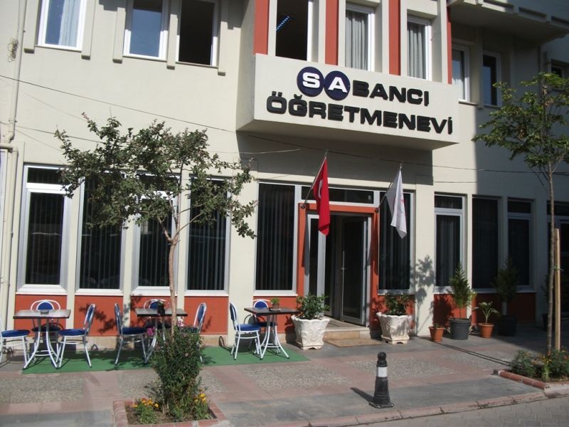 Germencik Sabancı Öğretmenevi Ve Akşam Sanat Okulu 
