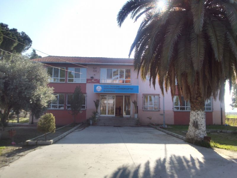 Osmanbükü Ekrem Çiftçi İlkokulu 