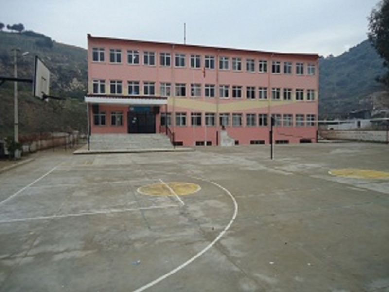 Cumhuriyet Ortaokulu 