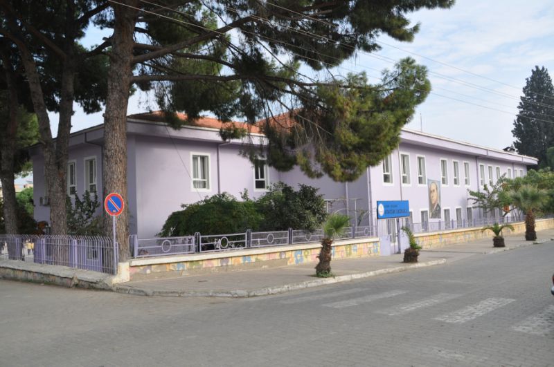 Atatürk İlkokulu 