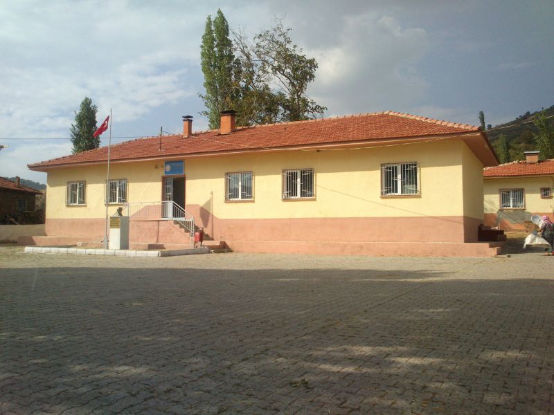 Yukari Yakacik İlkokulu 
