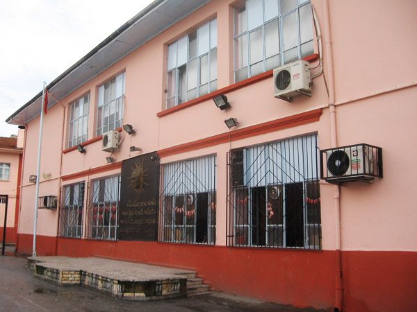 Beşeylül İlkokulu 