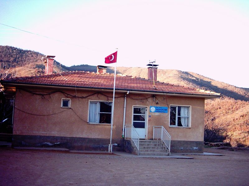 Ovacık Küplü İlkokulu 