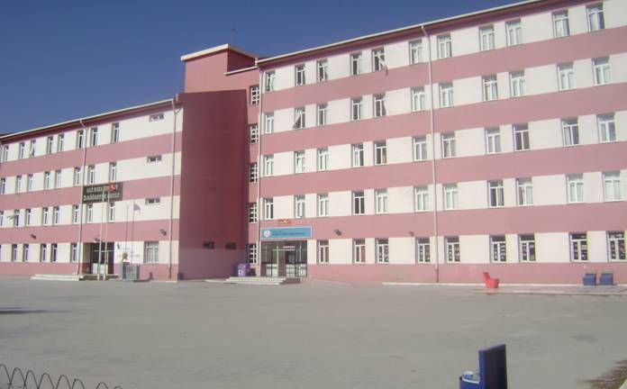 Ali Rıza Efendi İlkokulu 