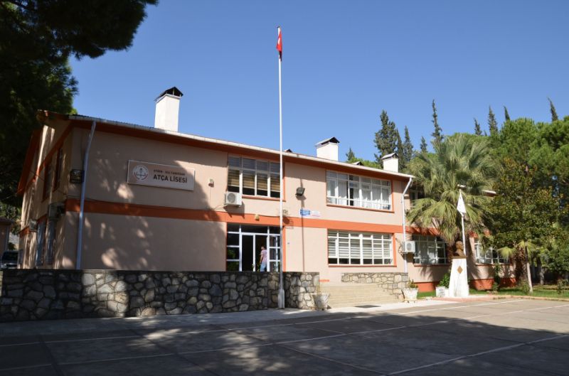 Atça Anadolu Lisesi 