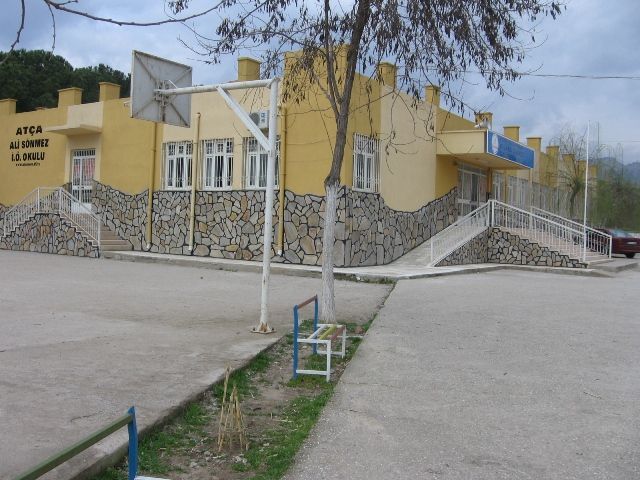 Atça Ali Sönmez İlkokulu 