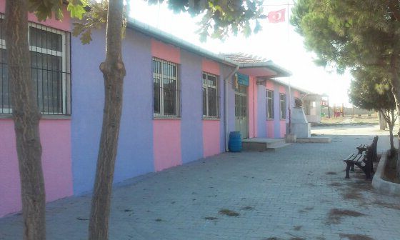Ortamandıra Şehit Gürel Alagöz Ortaokulu 