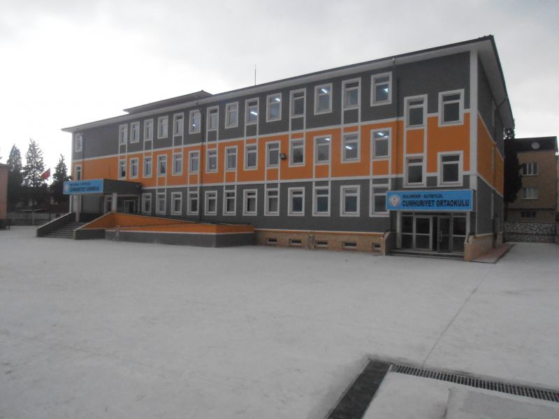 Cumhuriyet Ortaokulu 