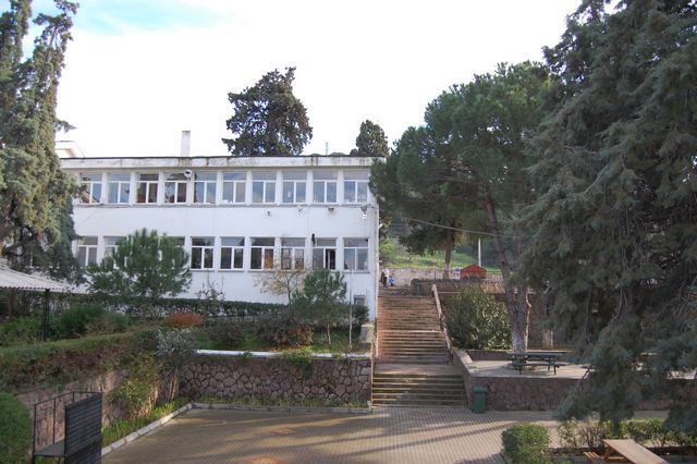 Ayvalık Mesleki Ve Teknik Anadolu Lisesi 