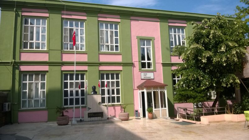 Öğretmen Evi Ve Akşam Sanat Okulu 
