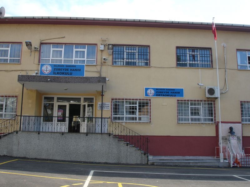 Zübeyde Hanım İlkokulu 