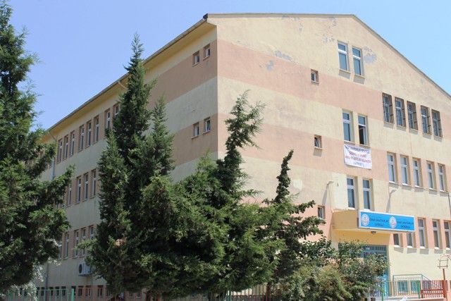 Esnaf Sanatkarları Ortaokulu 