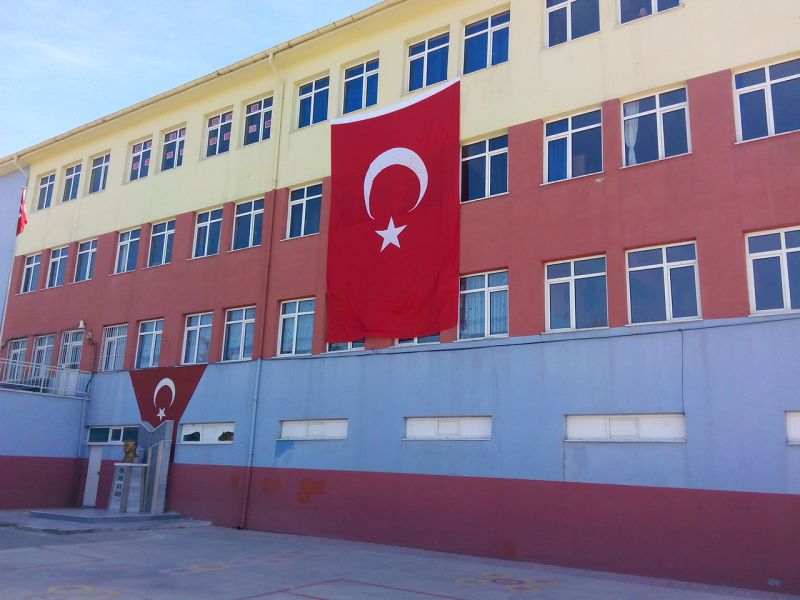 75. Yıl Eti Holding İlkokulu 