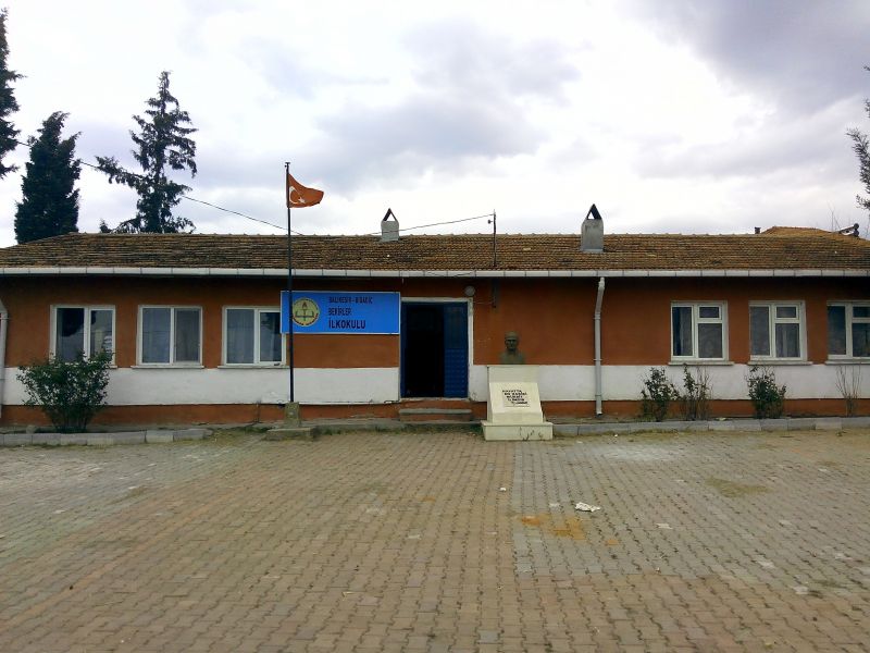 Bekirler İlkokulu 