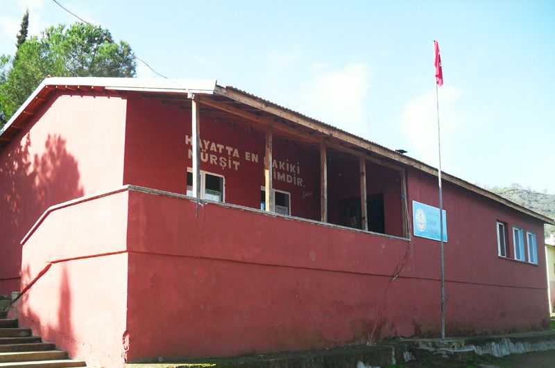 Topalak İlkokulu 