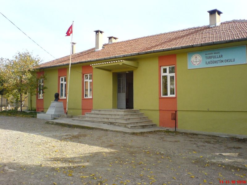 Turfullar İlkokulu 
