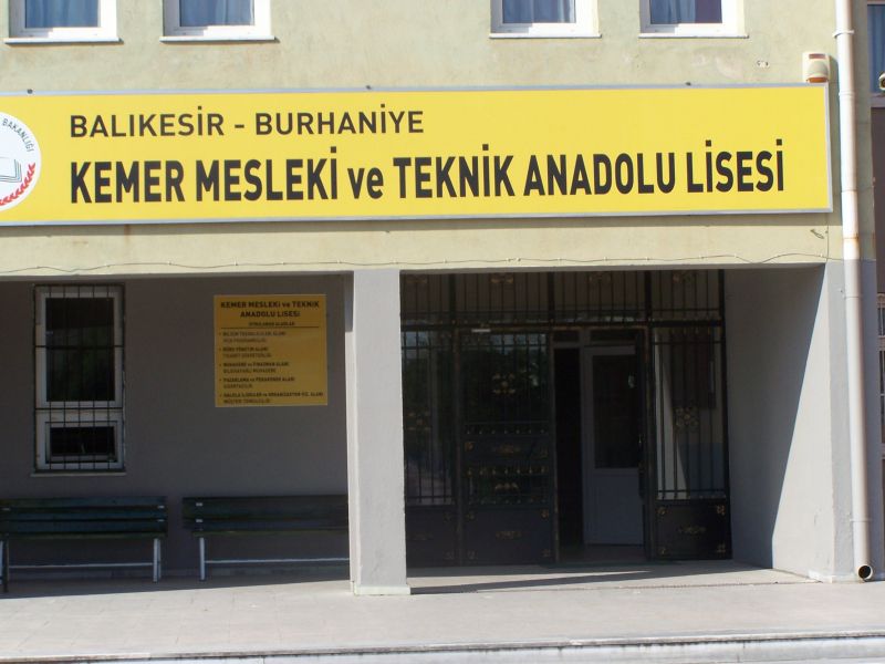 Burhaniye Kemer Mesleki Ve Teknik Anadolu Lisesi 