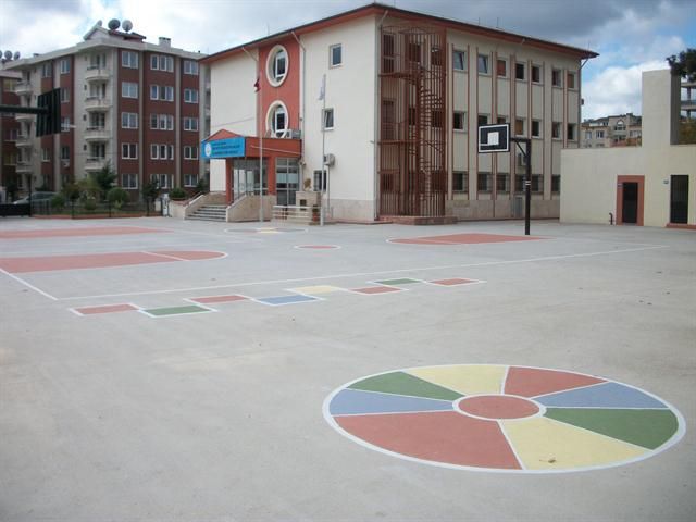 Şehit Öğretmenler İlkokulu 