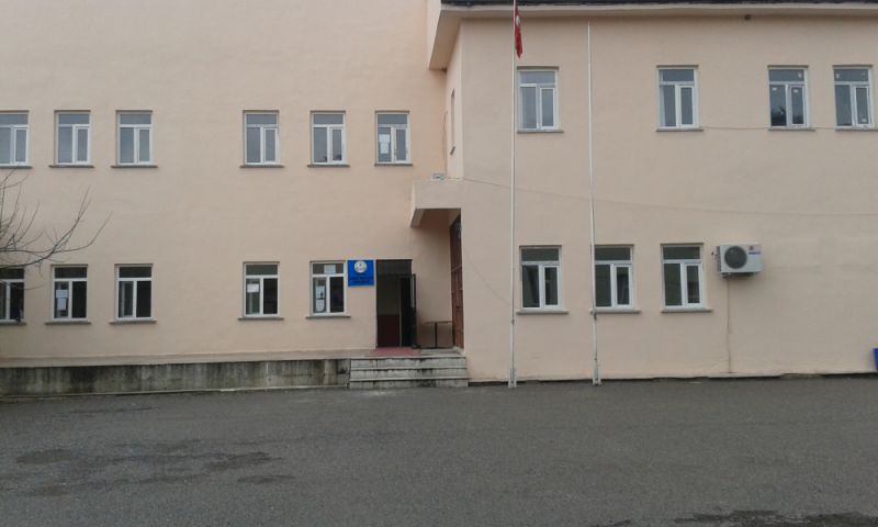 Edremit İmam-Hatip Ortaokulu 