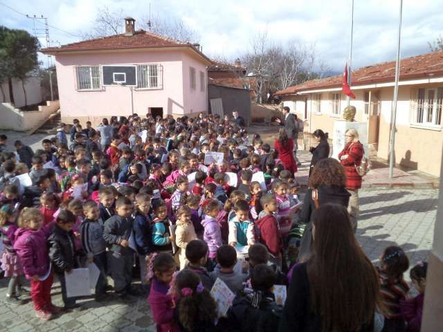 Ortaoba Eşref Kaya Ortaokulu 