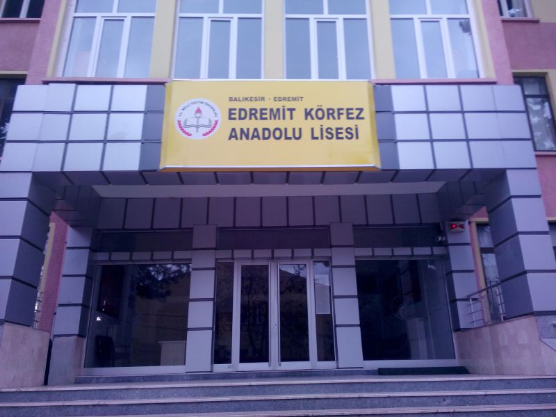 Edremit Körfez Anadolu Lisesi 