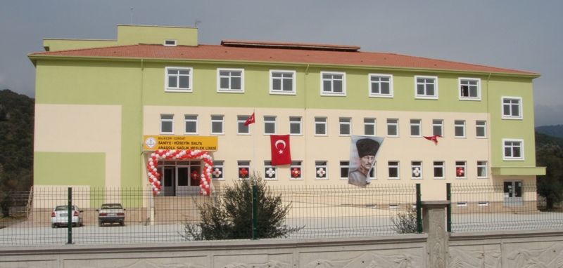 75.yıl Ortaokulu 