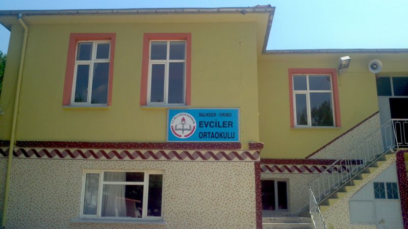 Evciler Ortaokulu 