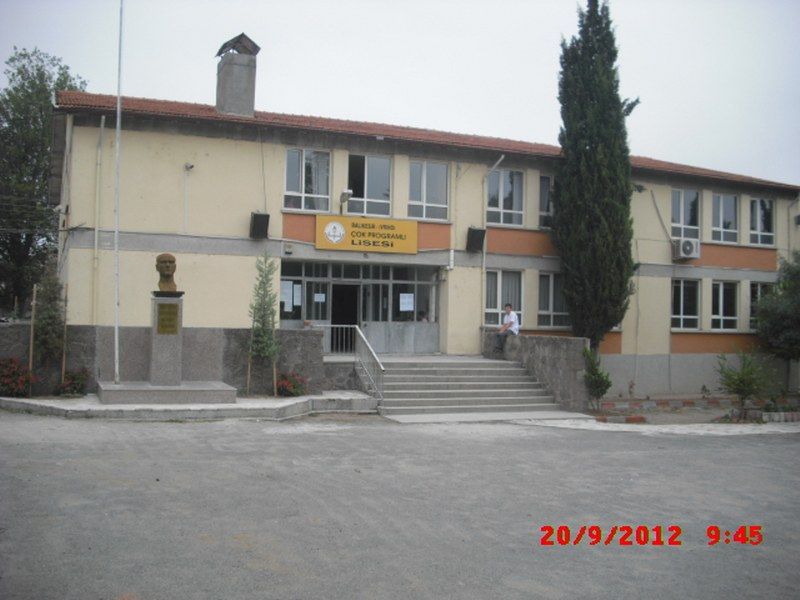 İvrindi Merkez Çok Programlı Anadolu Lisesi 