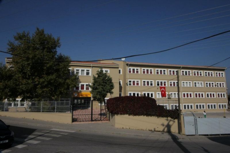 Zühtü Özkardaşlar Anadolu Lisesi 