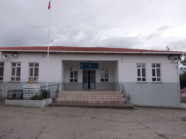 Üçpınar Ortaokulu 