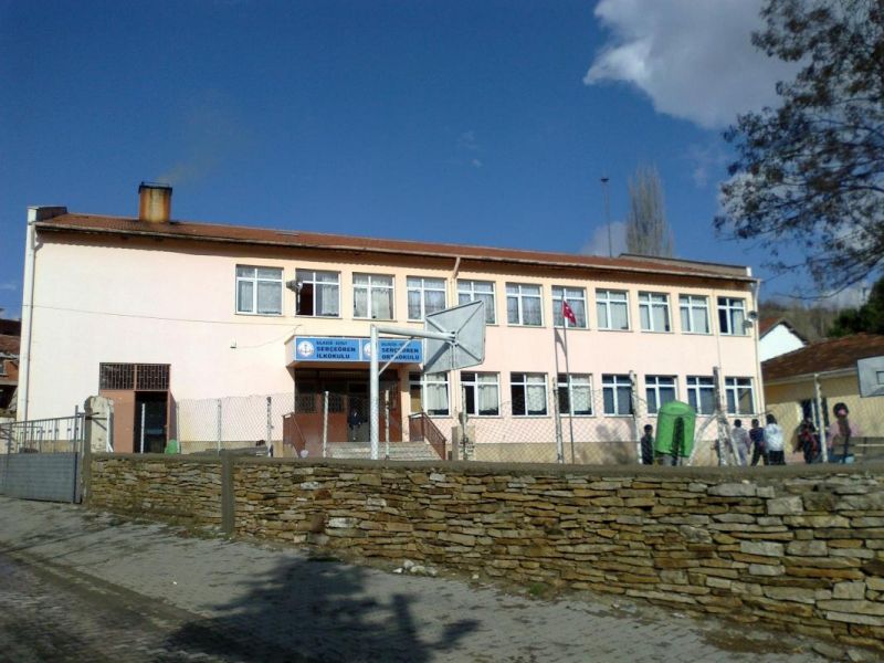 Serçeören İlkokulu 
