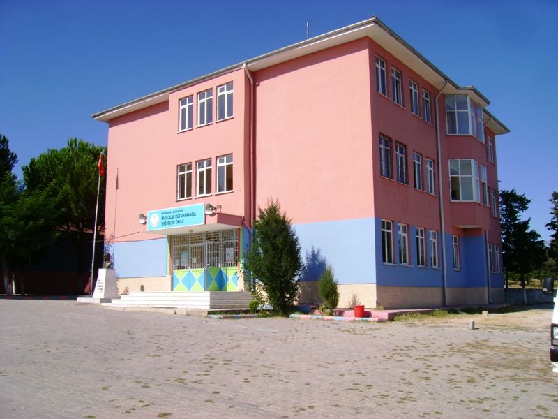 Karacalar Mustafa Kangal İlkokulu 