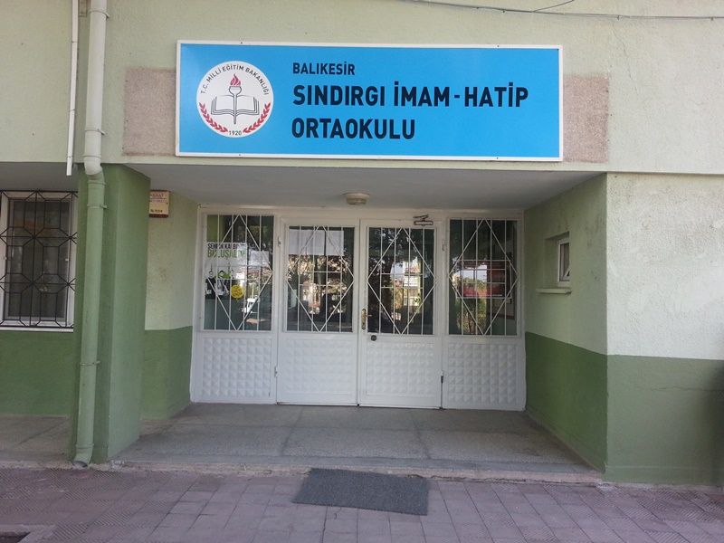 Sindirgi İmam Hatip Ortaokulu 