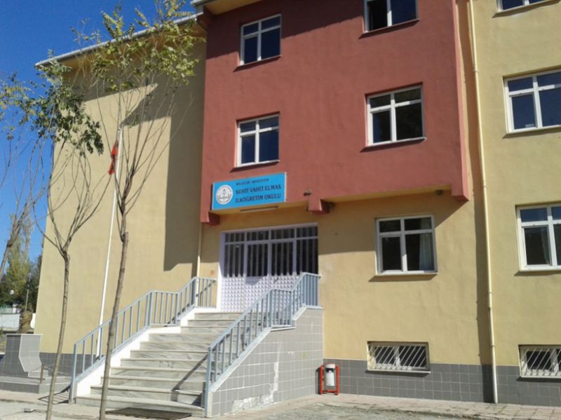 Akpınar Şehit Vahit Elmas Ortaokulu 