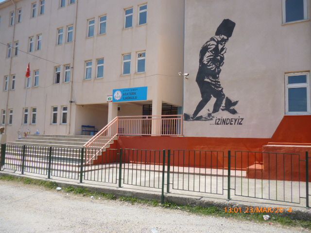 Atatürk İlkokulu 