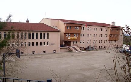Merkez Ticaret Meslek Lisesi, Otelcilik Ve Turizm Meslek Lisesi 