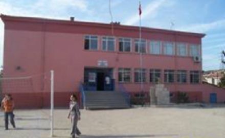 Cumhuriyet İlkokulu 