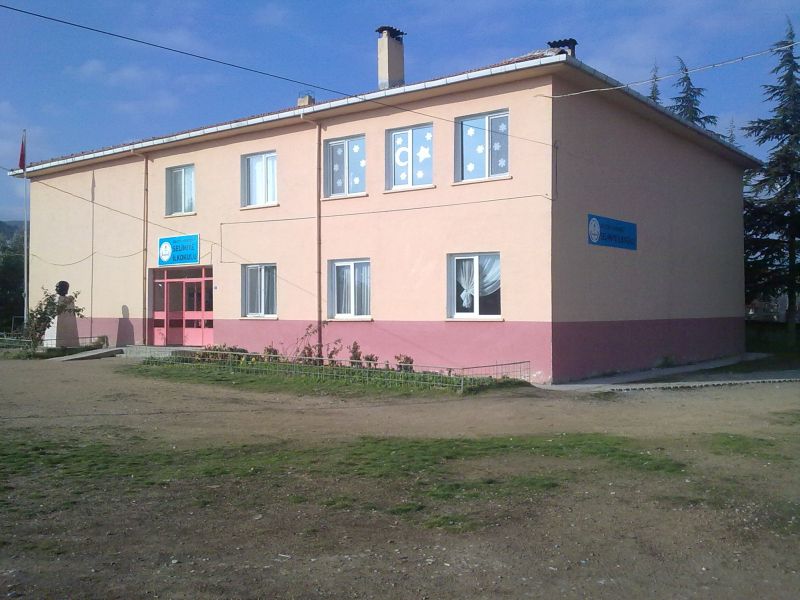 Selimiye İlkokulu 