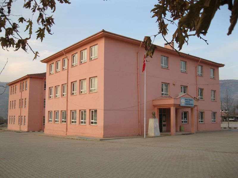 Hisarcık Beşevler İlkokulu 