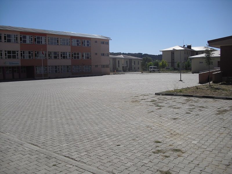 İmkb Yayla Yatılı Bölge Ortaokulu 