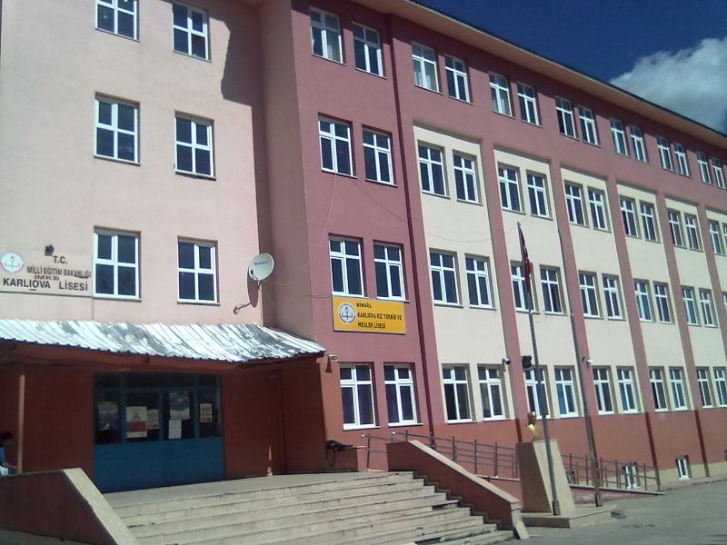 Karlıova Mesleki Ve Teknik Anadolu Lisesi 