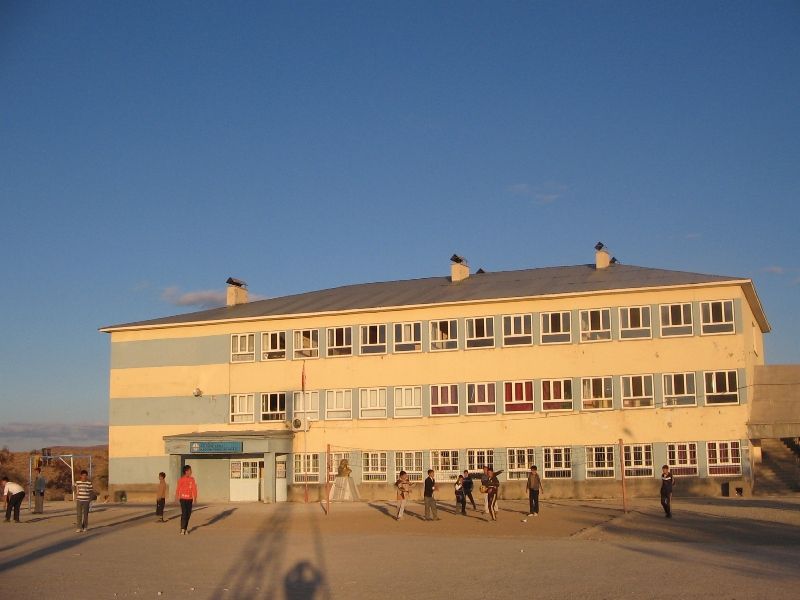 Kalencik İmam Hatip Ortaokulu 
