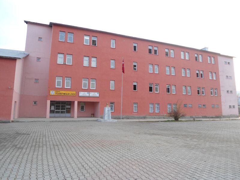 Saray Mesleki Ve Teknik Anadolu Lisesi 