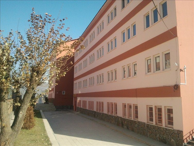 Yunus Emre Anadolu Lisesi 