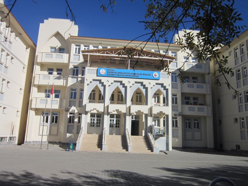 Tobb Cevdet Yılmaz Ortaokulu 