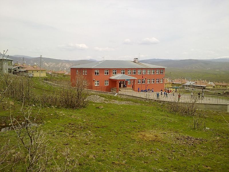Göltepesi Yeni Yerleşim İlkokulu 