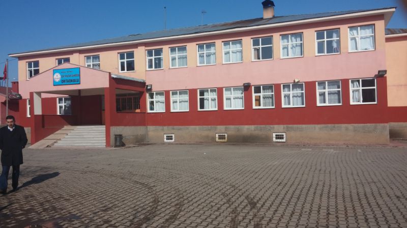 Sudüğünü Hanoçayırı İlkokulu 