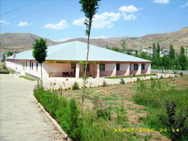 Sabiha Bahçıvan Anadolu Lisesi 